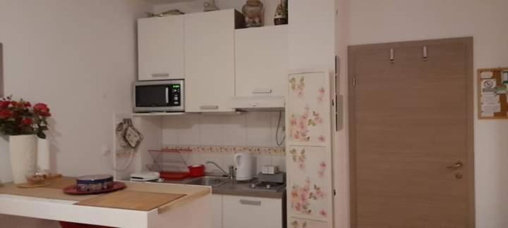 Klara Studio Apartman สปลิท ภายนอก รูปภาพ